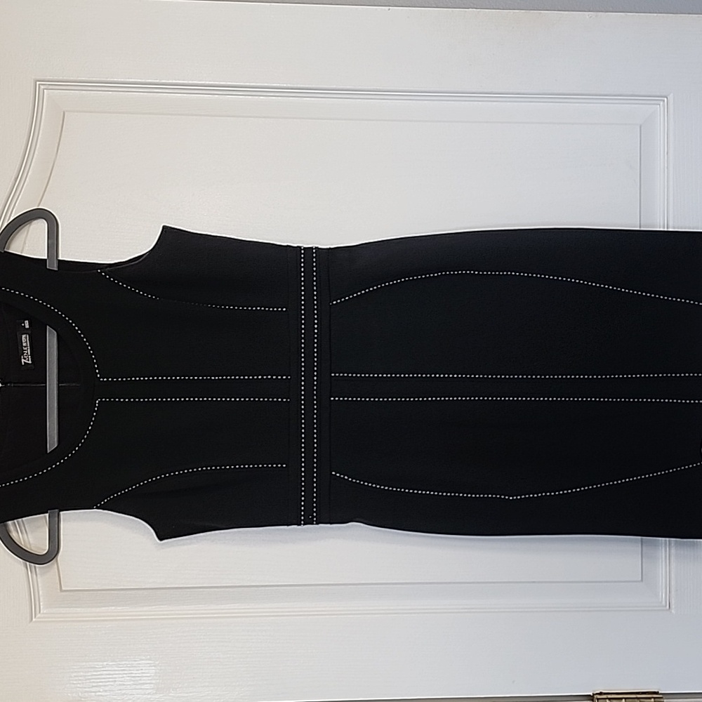 7th Avenue Women's Black Dress